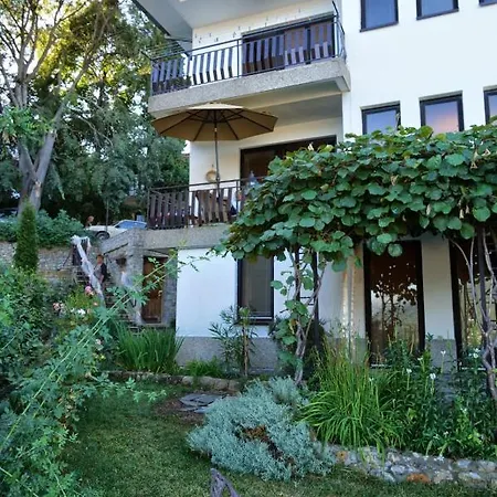 Tito'S Place Ohrid Exteriör bild